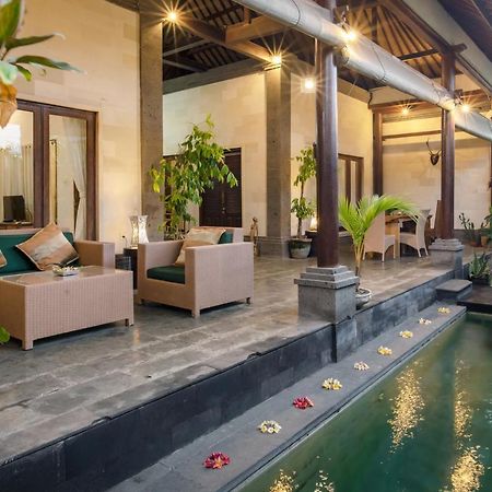 Bidadari Villa Seminyak Exterior foto
